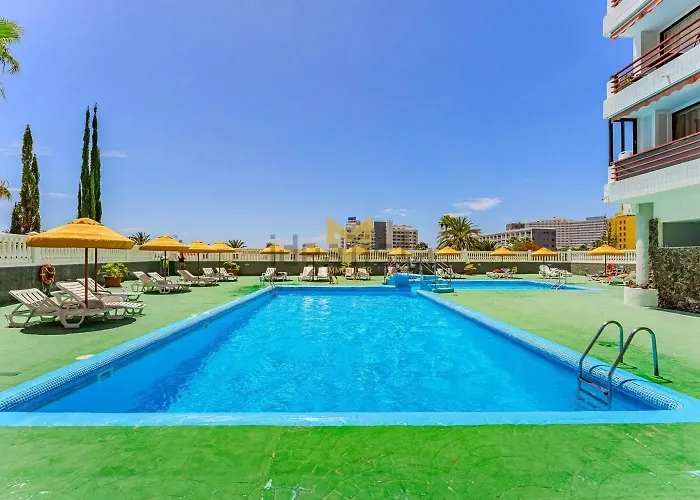 Paulmarie Olympia פלאייה דה לאס אמריקס